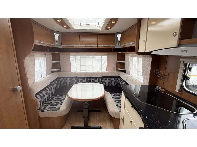 LMC Musica 470 D cama francesa asiento redondo inodoro foto: 1