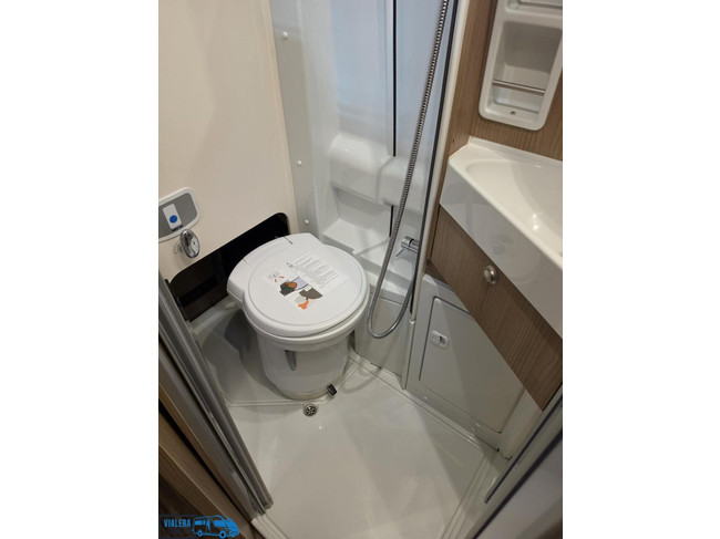 Carthago Malibu Van 600 DB foto: 23