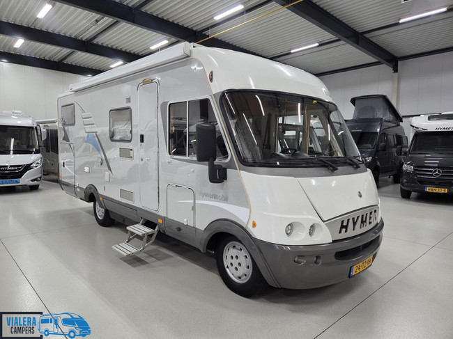 Hymer B 674 SL hoofdfoto: 1