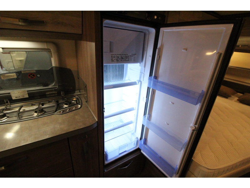 Tabbert Rossini 490 TD Airco, Thule 6300, Mover  foto: 14