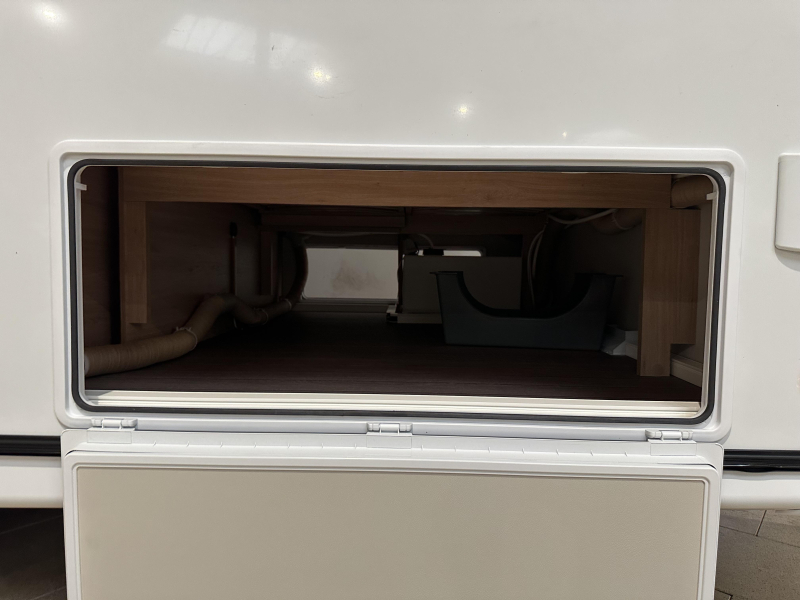 Knaus Sudwind 420 QD grote koelkast | A69  foto: 6