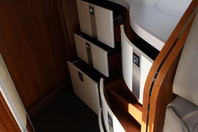 Carthago Chic E Line I 50 Yachting Fiat ocasi&oacute;n 05-2017 transmisi&oacute;n autom&aacute;tica Sistema de nivel (120 foto: 51