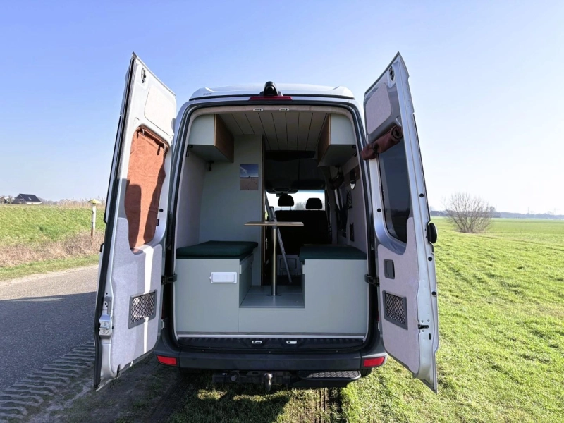 Mercedes-Benz Sprinter 316 CDI by Hop Campers  foto: 13