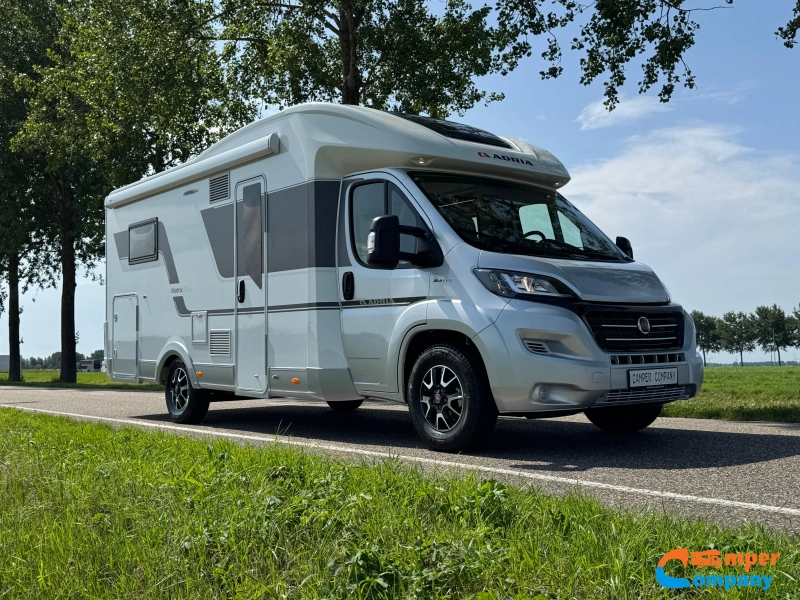 Adria Matrix 640 DC Queensbed / Face to face  foto: 19
