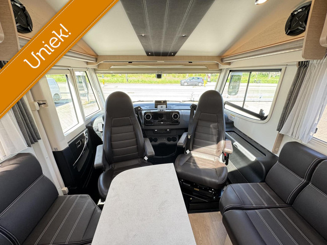 RAPIDO M66 Automaat Enkele Bedden Levelsysteem 2x Airco foto: 12