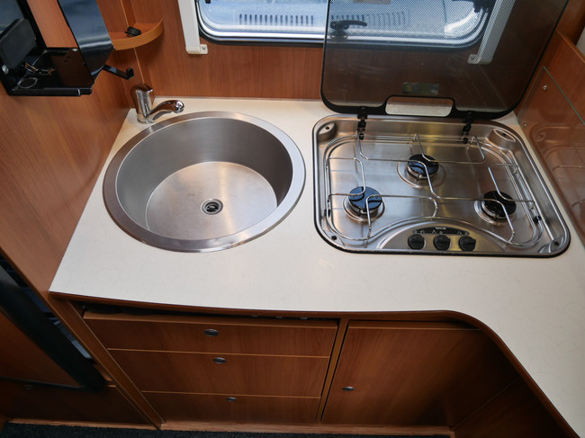 Carado (Hymer) T 448, Lengtebedden, Hefbed, XXL Garage!!! foto: 13