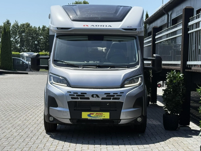 Adria Coral Plus 670 DL Face To Face  foto: 3