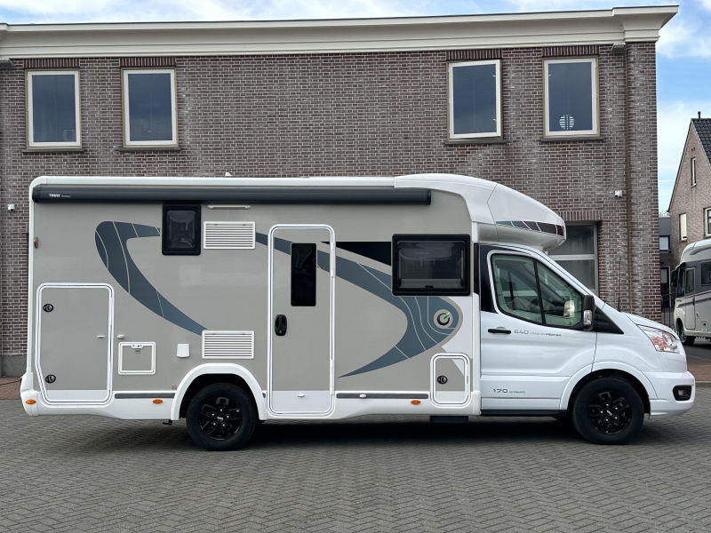 Chausson 640 Titanium Premium 1e eigenaar, nieuwstaat  foto: 1