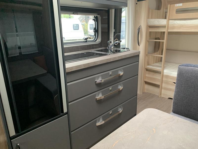 Hobby De Luxe 490 KMF Model 2026  foto: 5