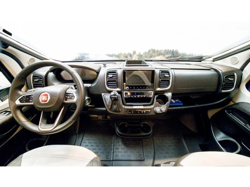 Sunlight T 67 S Automaat 180 PK (14 )  foto: 5
