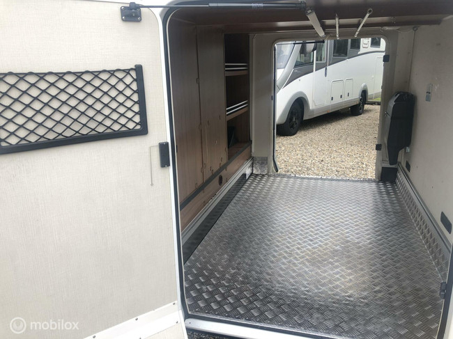 Hymer B-588 Premium Line 150-PS EURO6 Integriert 2x Einzelbetten & Hubbett, XXL-Garage, Volle Ausstattung! Foto: 19