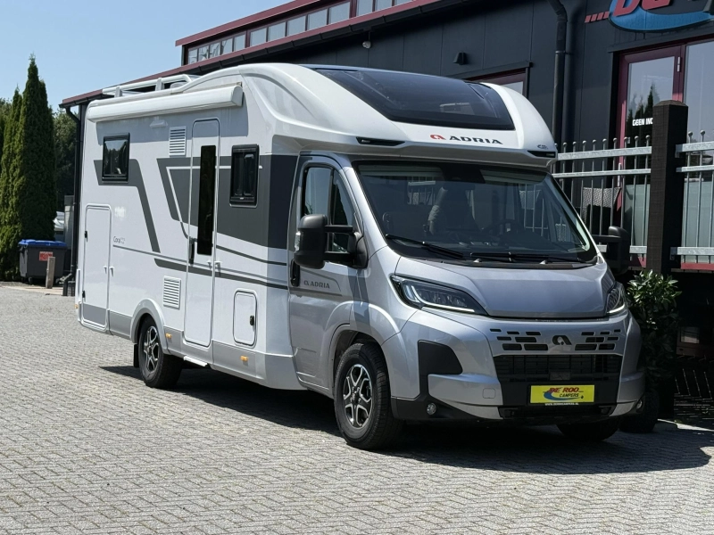 Adria Coral Plus 670 DL Face To Face  foto: 4