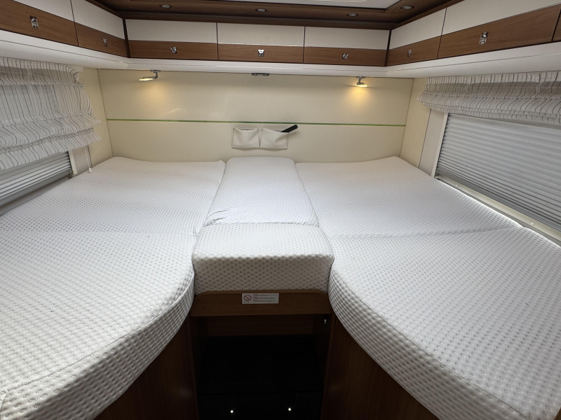Dethleffs Globetrotter 7850 XL-I Automatik SEHR LUXURI&Ouml;S! Foto: 10