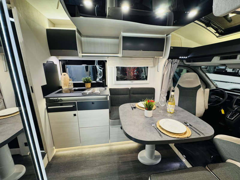 Challenger Graphite Ultimate 328 Automaat Queensbed  foto: 12
