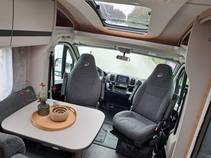 Dethleffs Globebus T 6 - Automaat  foto: 5