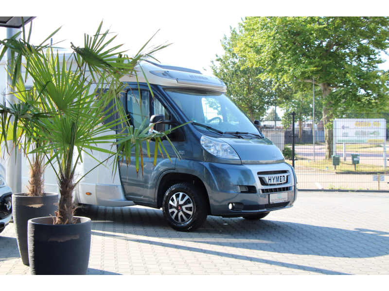 Hymer T 674 Enkele bedden - 2x airco  foto: 4