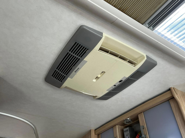 TEC I 670 | Levelsysteem | Luchtvering | Off-Grid | Vloerverwarming | Airco | Zonnepanelen foto: 19