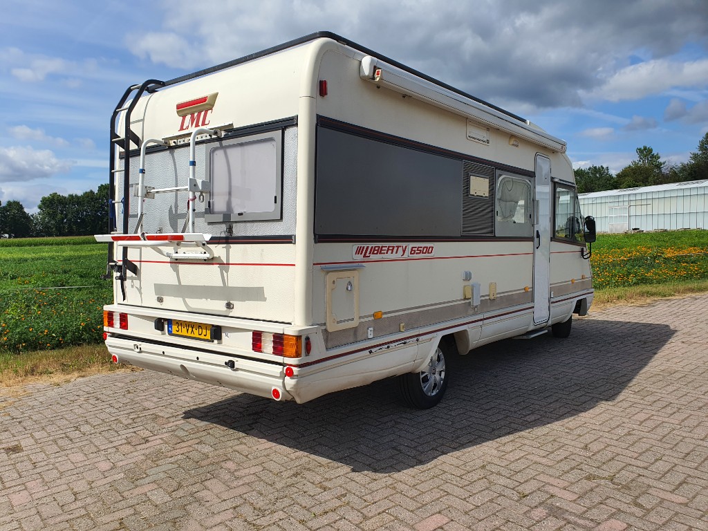 LMC Liberty 6500 Fiat 290 2.5 Turbo Diesel | Fixer-upper photo: 18