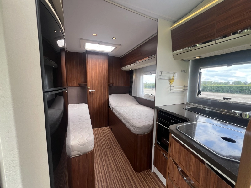 Adria Matrix M 670 SLT | Muy Completo foto: 12