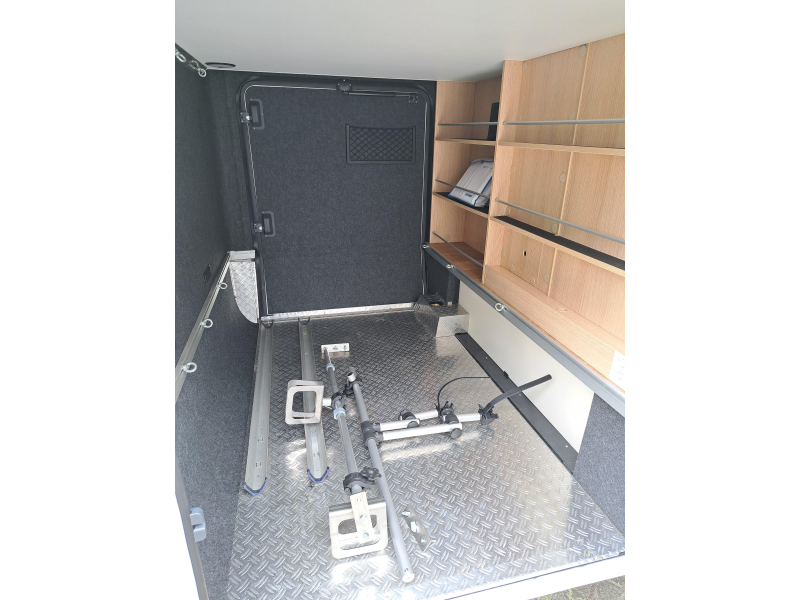 Hymer B-MCI 680  foto: 19