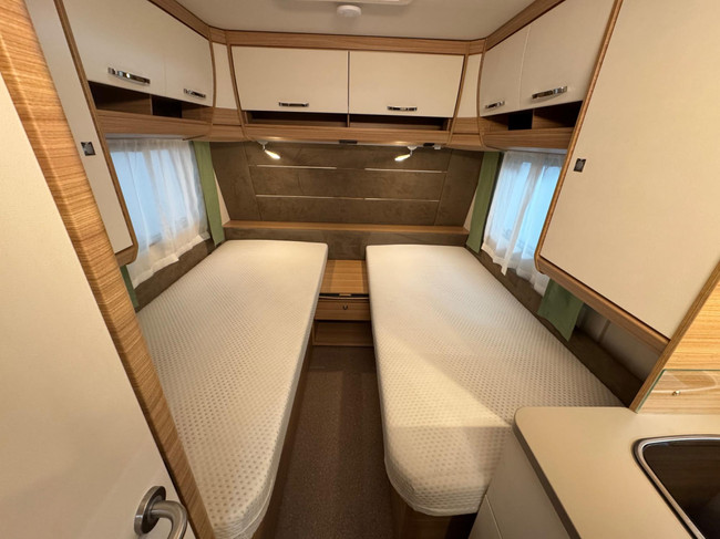 Dethleffs Camper 460 EL foto: 14