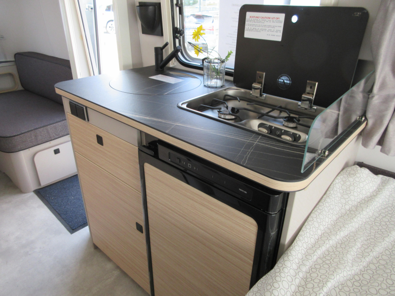 Eriba Touring 530 !! NIEUW BIJ CAMPOLIFE !!  foto: 9