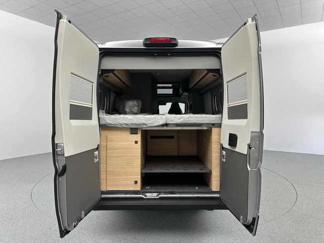 Malibu Van First Class - Two Rooms 640 LE RB Charming GT Skyview foto: 16