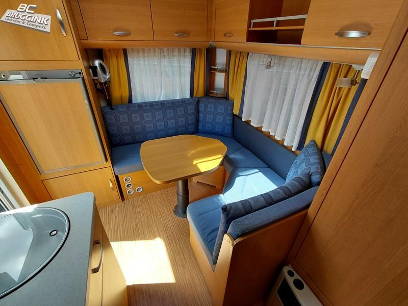 Knaus Sport 450 FS MOVER AIRCO AWNING photo: 9
