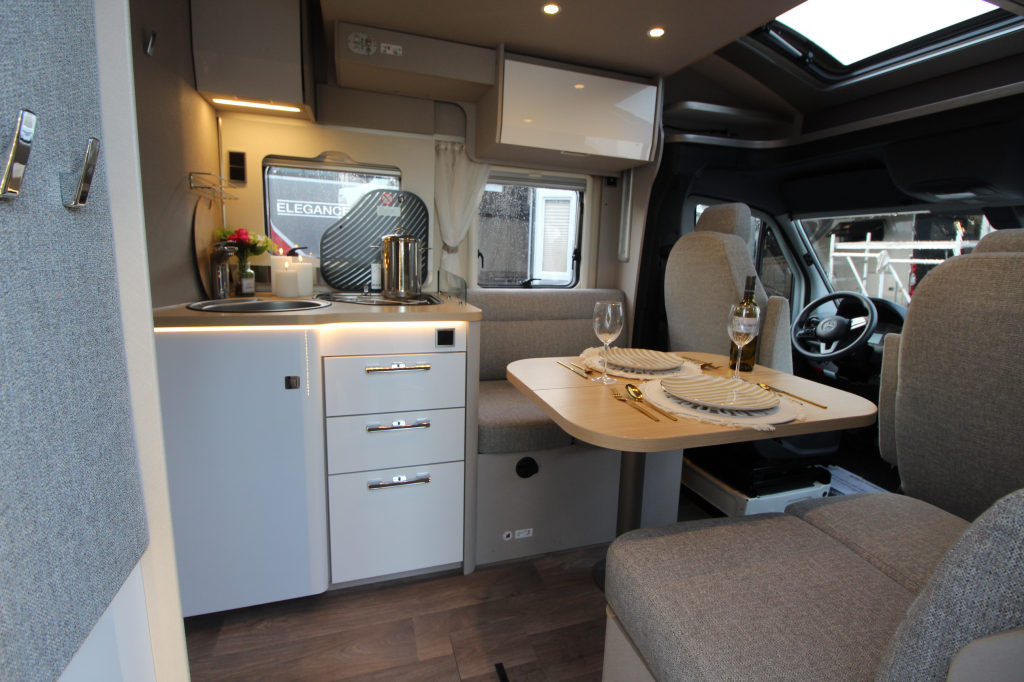 Hymer Tramp T 695 S photo : 3