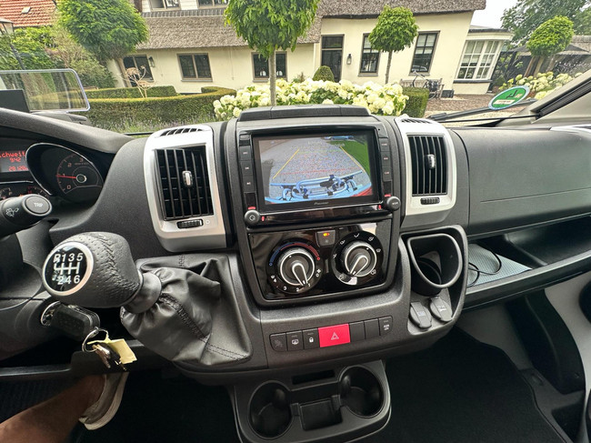 Knaus Sky Ti 650 MEG PLATINUM SELECTION FIAT 140 PS 2022 Foto: 18