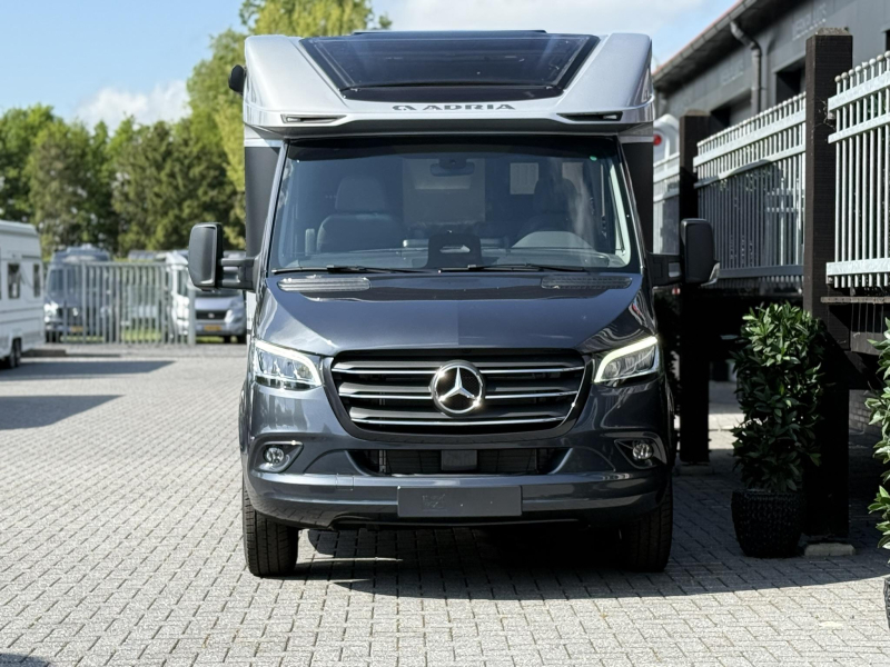 Adria Coral Supreme MB 670 SL Mercedes-Benz  foto: 3