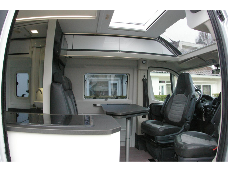 Adria Twin Supreme 640 SLB Enkele bedden, Nieuwstaat  foto: 8