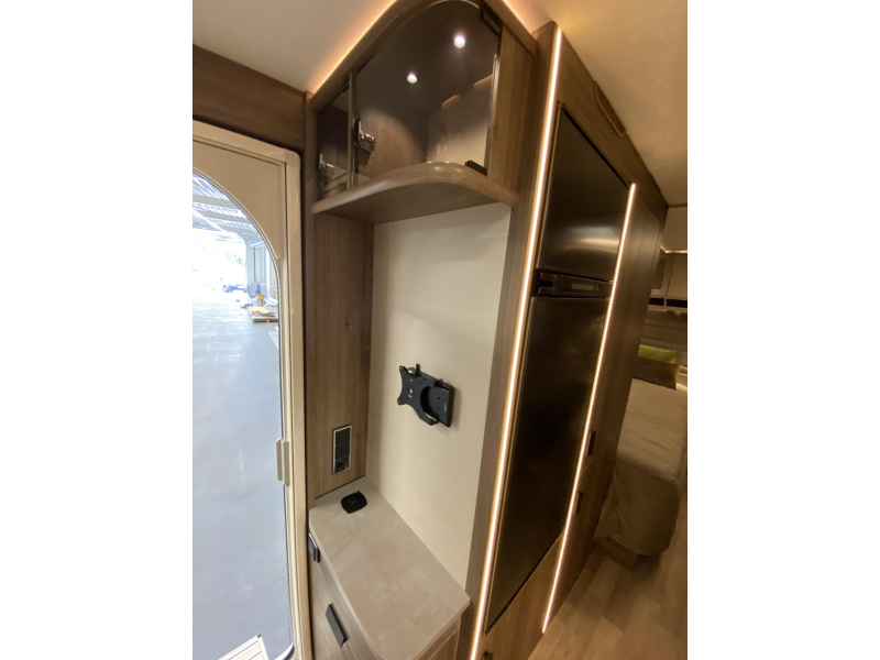 Kabe Royal 540 GLE B2  foto: 9