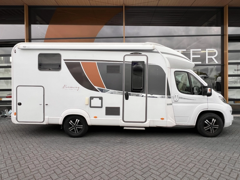 Bürstner Harmony 700 TD Scooterdrager  foto: 6
