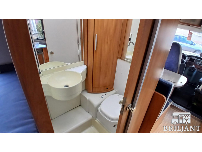 Hymer EX 522 .. 2007 dwarsbed foto: 8