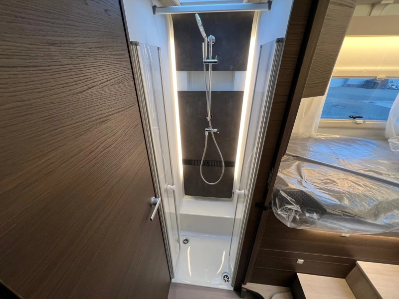 Adria Sonic Supreme 700 DL FACE TO FACE | ALDE  foto: 5