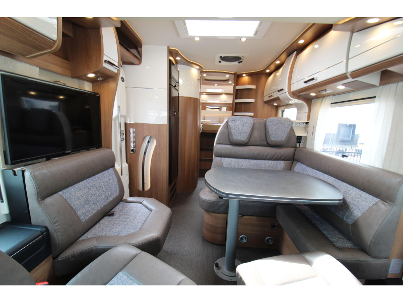 Carthago C-Tourer I 149 LE Single beds Pull-down bed photo: 22