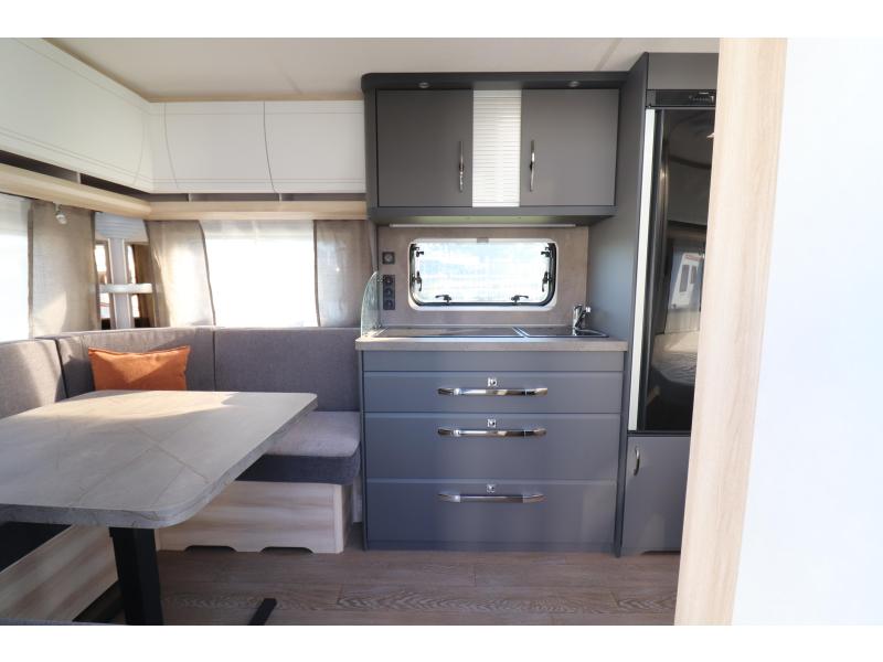 Hobby De Luxe 460 UFE MODEL 2026 - 1500KG - 900  foto: 7