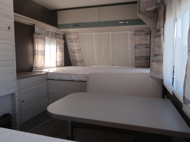 Dethleffs C'Joy 420 QSH MET VENTURA VOORTENT  foto: 3