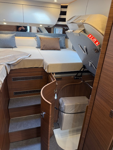 Cathago Chic C-Line I 4,9 LE L, Mercedes, Alde, E&P systeem, 2026! foto: 21
