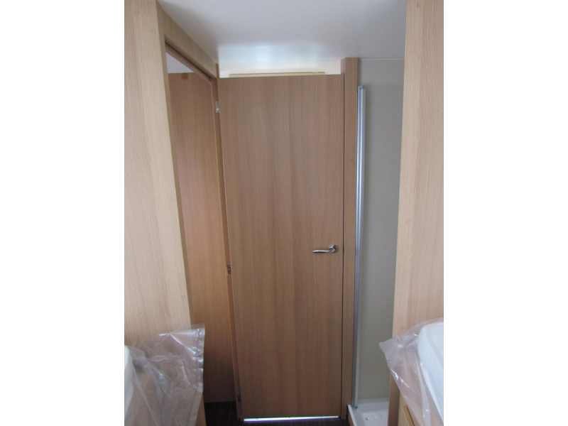 Forster T L/H-bed, automaat  foto: 9