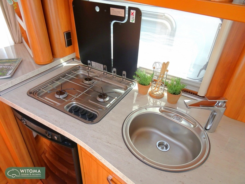 Eriba Nova Luxus Line 465 sale komplette Ausf&uuml;hrung Foto: 8