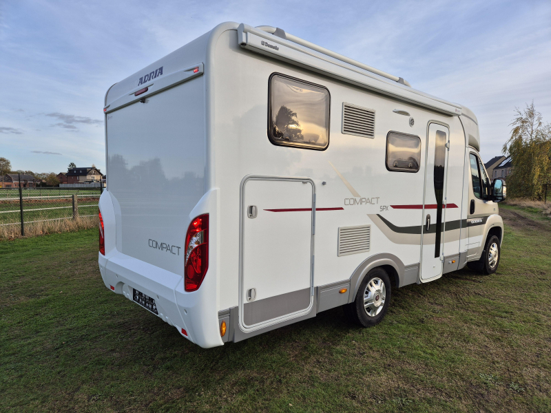 Adria Compact 660 SPX Querbett 1. Besitzer 2016 Foto: 3