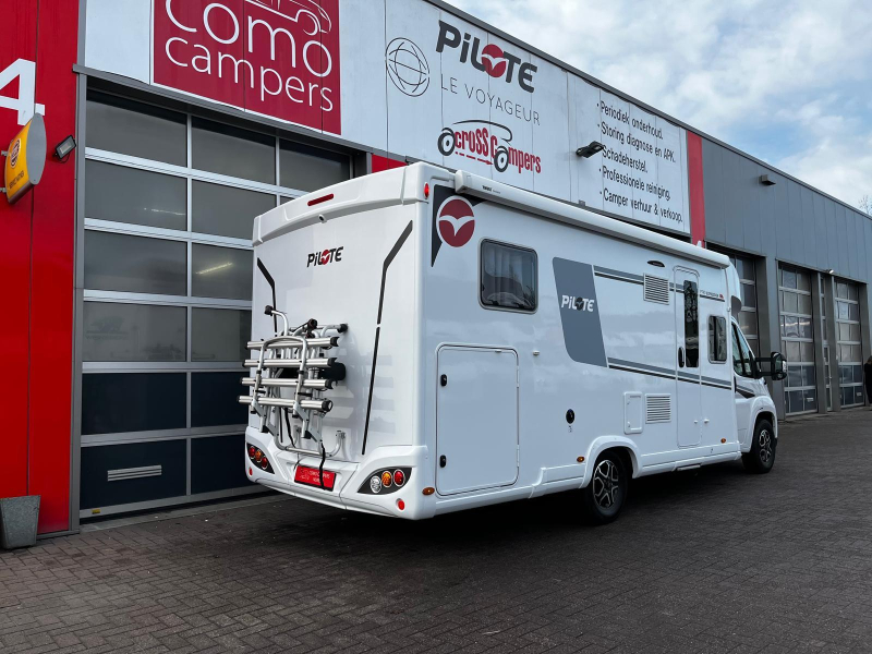 Pilote P 740 FGJ Camper, &iexcl;Modelo de demostraci&oacute;n! foto: 2