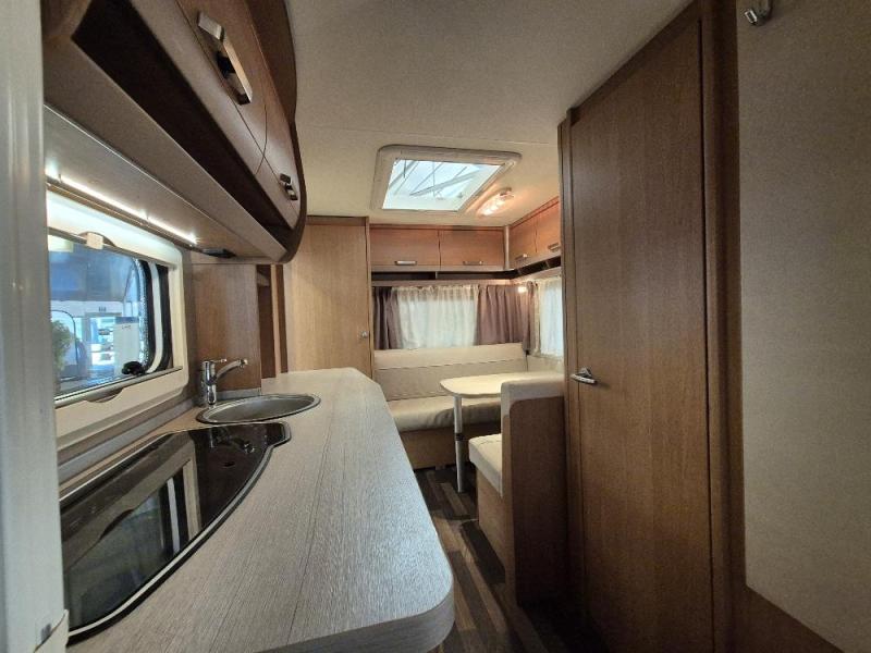 Knaus Sport 420 QD zakluifel met zijwanden  foto: 7