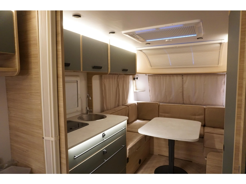 Caravelair Exclusive Line 475 Combi 6E verwarming  foto: 10