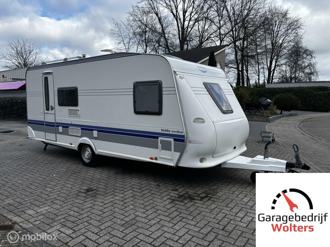 Hobby 500 KMFE STAPELBED treinzit vastbed voortent