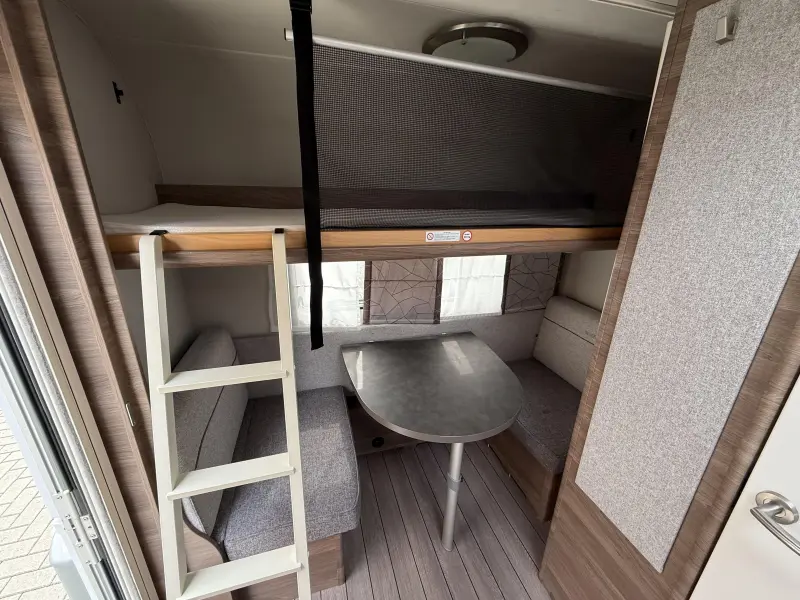 Knaus Sport Silver Selection 400 LK Stapelbed | Zeer Compleet  foto: 6