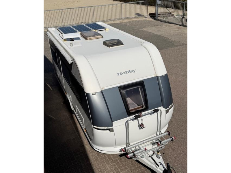 Hobby Excellent 495 UFE Incl. Mover Toldo foto: 9