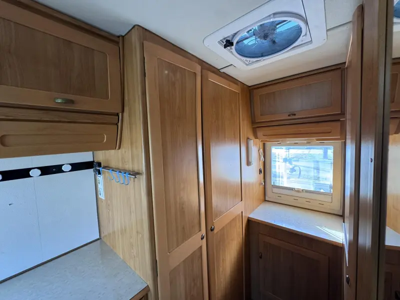 Hymer B564  foto: 14